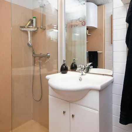 Three-bedroom In 4 Hirtshals